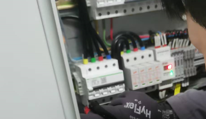 风机防雷监测采集安装视频